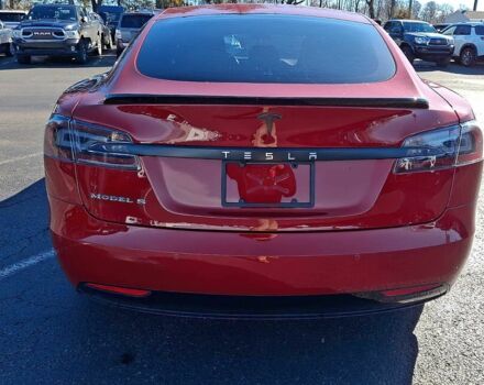 Красный Тесла Модель С, объемом двигателя 0 л и пробегом 67 тыс. км за 14000 $, фото 4 на Automoto.ua