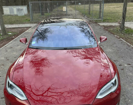 Красный Тесла Модель С, объемом двигателя 0 л и пробегом 115 тыс. км за 18999 $, фото 1 на Automoto.ua