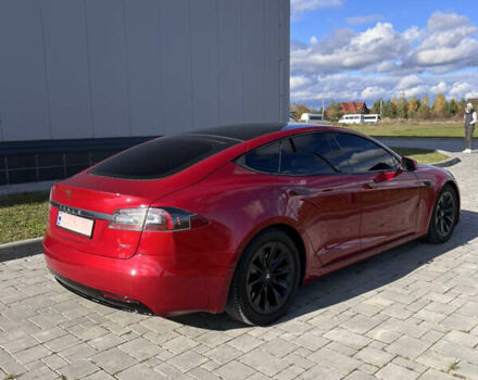 Красный Тесла Модель С, объемом двигателя 0 л и пробегом 134 тыс. км за 20000 $, фото 5 на Automoto.ua