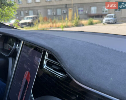Красный Тесла Модель С, объемом двигателя 0 л и пробегом 185 тыс. км за 16300 $, фото 39 на Automoto.ua