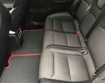 Красный Тесла Модель С, объемом двигателя 0 л и пробегом 130 тыс. км за 28999 $, фото 33 на Automoto.ua