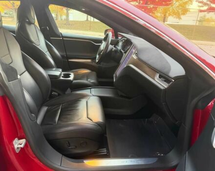 Червоний Тесла Модель С, об'ємом двигуна 0 л та пробігом 70 тис. км за 5900 $, фото 8 на Automoto.ua