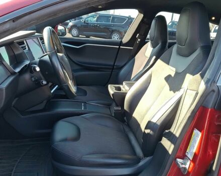 Красный Тесла Модель С, объемом двигателя 0 л и пробегом 67 тыс. км за 14000 $, фото 6 на Automoto.ua