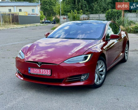 Красный Тесла Модель С, объемом двигателя 0 л и пробегом 185 тыс. км за 16300 $, фото 1 на Automoto.ua