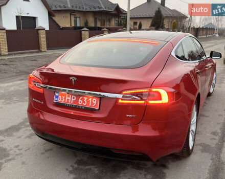 Красный Тесла Модель С, объемом двигателя 0 л и пробегом 204 тыс. км за 18300 $, фото 5 на Automoto.ua