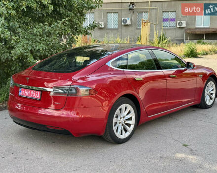Красный Тесла Модель С, объемом двигателя 0 л и пробегом 185 тыс. км за 16300 $, фото 6 на Automoto.ua