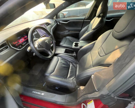 Червоний Тесла Модель С, об'ємом двигуна 0 л та пробігом 87 тис. км за 15250 $, фото 6 на Automoto.ua