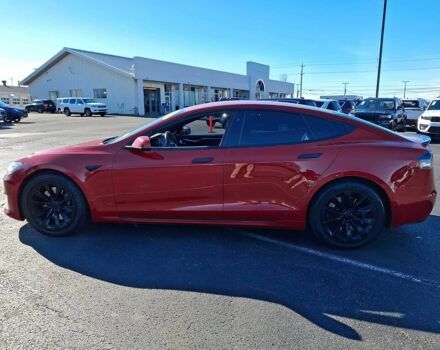 Красный Тесла Модель С, объемом двигателя 0 л и пробегом 67 тыс. км за 14000 $, фото 3 на Automoto.ua