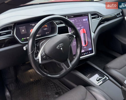 Красный Тесла Модель С, объемом двигателя 0 л и пробегом 204 тыс. км за 18300 $, фото 21 на Automoto.ua