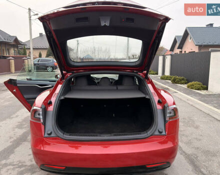 Красный Тесла Модель С, объемом двигателя 0 л и пробегом 204 тыс. км за 18300 $, фото 15 на Automoto.ua