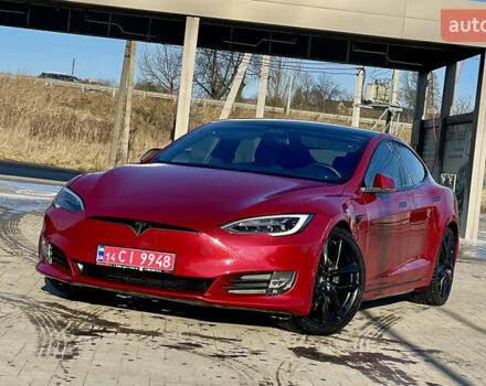 Красный Тесла Модель С, объемом двигателя 0 л и пробегом 87 тыс. км за 16350 $, фото 14 на Automoto.ua