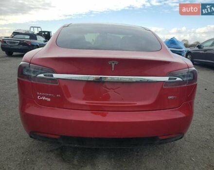 Красный Тесла Модель С, объемом двигателя 0 л и пробегом 125 тыс. км за 6800 $, фото 5 на Automoto.ua