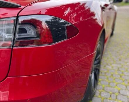 Червоний Тесла Модель С, об'ємом двигуна 0 л та пробігом 220 тис. км за 27700 $, фото 34 на Automoto.ua