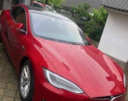 Красный Тесла Модель С, объемом двигателя 0 л и пробегом 130 тыс. км за 28999 $, фото 3 на Automoto.ua