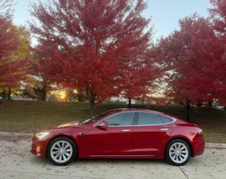 Червоний Тесла Модель С, об'ємом двигуна 0 л та пробігом 70 тис. км за 5900 $, фото 3 на Automoto.ua