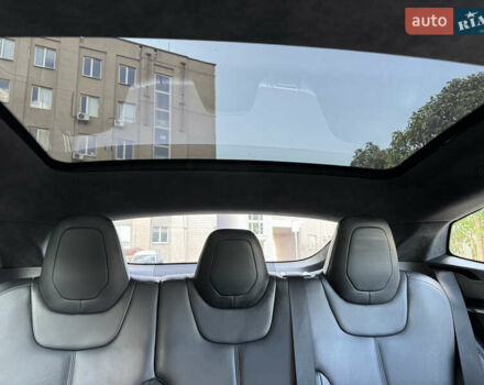 Красный Тесла Модель С, объемом двигателя 0 л и пробегом 185 тыс. км за 16300 $, фото 41 на Automoto.ua