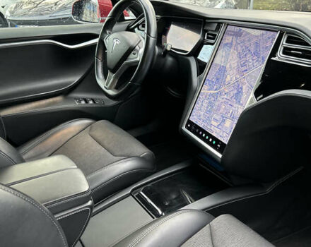 Красный Тесла Модель С, объемом двигателя 0 л и пробегом 115 тыс. км за 18999 $, фото 8 на Automoto.ua