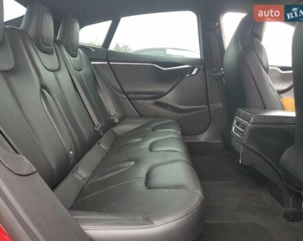 Красный Тесла Модель С, объемом двигателя 0 л и пробегом 125 тыс. км за 6800 $, фото 9 на Automoto.ua