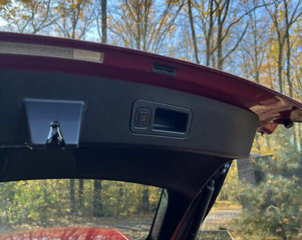 Красный Тесла Модель С, объемом двигателя 0 л и пробегом 94 тыс. км за 17900 $, фото 13 на Automoto.ua