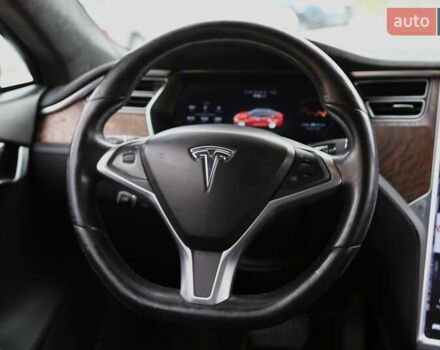 Червоний Тесла Модель С, об'ємом двигуна 0 л та пробігом 172 тис. км за 17000 $, фото 15 на Automoto.ua