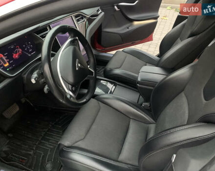 Красный Тесла Модель С, объемом двигателя 0 л и пробегом 103 тыс. км за 18000 $, фото 8 на Automoto.ua