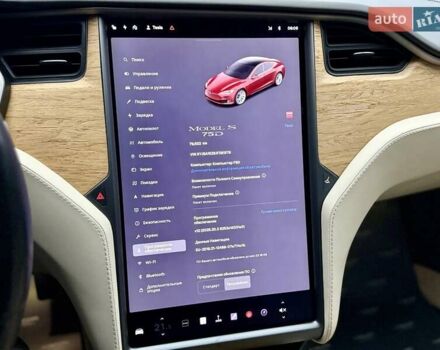 Красный Тесла Модель С, объемом двигателя 0 л и пробегом 79 тыс. км за 17900 $, фото 33 на Automoto.ua