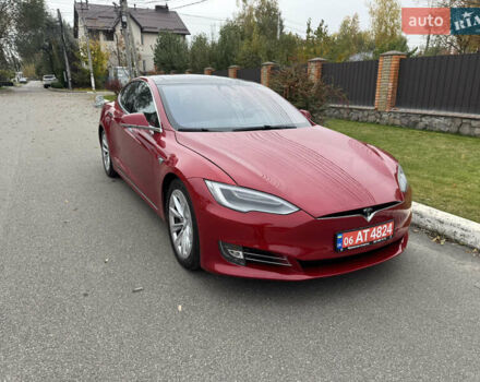 Тесла Модель С 2018 в Киеве на Automoto.ua Красный Тесла Модель С, объемом двигателя 0 л и пробегом 138 тыс. км за 18999 $, фото 7 на Automoto.ua