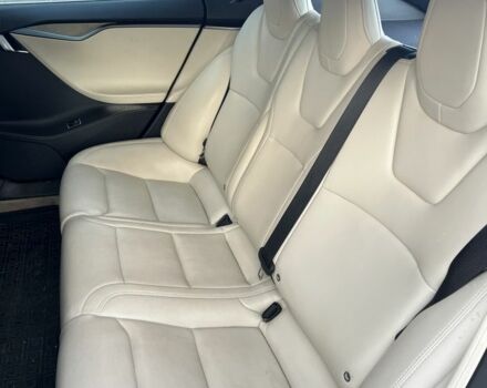 Красный Тесла Модель С, объемом двигателя 0 л и пробегом 253 тыс. км за 14900 $, фото 10 на Automoto.ua