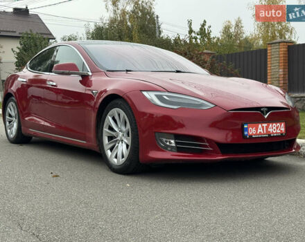 Тесла Модель С 2018 в Киеве на Automoto.ua Красный Тесла Модель С, объемом двигателя 0 л и пробегом 138 тыс. км за 18999 $, фото 5 на Automoto.ua
