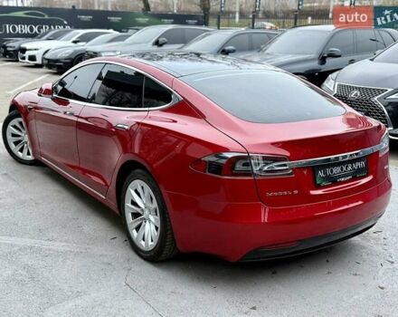 Красный Тесла Модель С, объемом двигателя 0 л и пробегом 79 тыс. км за 17900 $, фото 21 на Automoto.ua