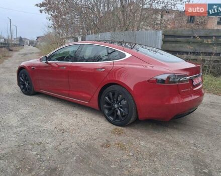 Красный Тесла Модель С, объемом двигателя 0 л и пробегом 182 тыс. км за 17999 $, фото 4 на Automoto.ua
