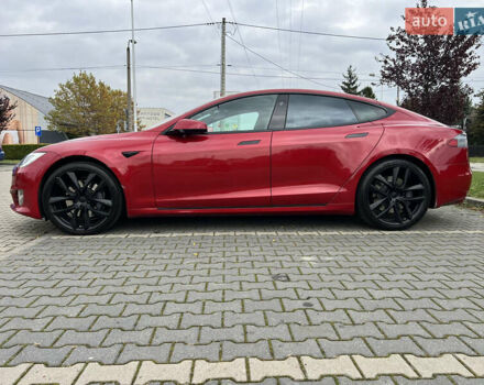 Красный Тесла Модель С, объемом двигателя 0 л и пробегом 98 тыс. км за 29000 $, фото 7 на Automoto.ua