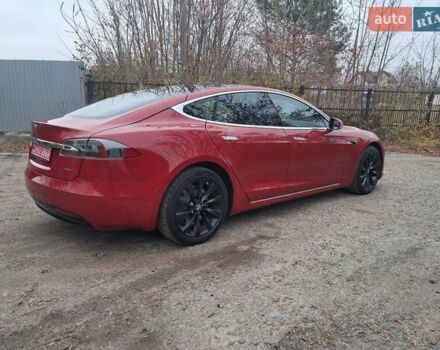 Красный Тесла Модель С, объемом двигателя 0 л и пробегом 182 тыс. км за 17999 $, фото 6 на Automoto.ua