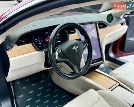 Красный Тесла Модель С, объемом двигателя 0 л и пробегом 79 тыс. км за 17900 $, фото 30 на Automoto.ua