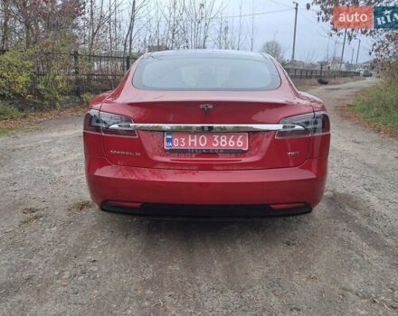Красный Тесла Модель С, объемом двигателя 0 л и пробегом 182 тыс. км за 17999 $, фото 5 на Automoto.ua