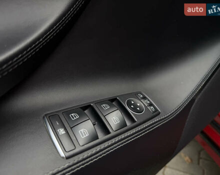 Красный Тесла Модель С, объемом двигателя 0 л и пробегом 120 тыс. км за 18900 $, фото 19 на Automoto.ua