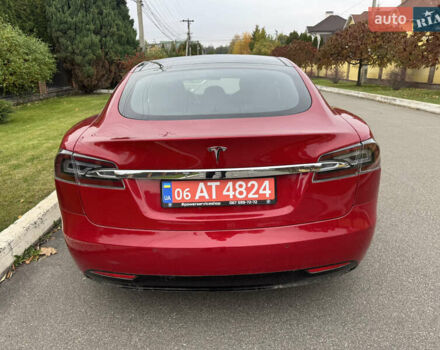 Тесла Модель С 2018 в Киеве на Automoto.ua Красный Тесла Модель С, объемом двигателя 0 л и пробегом 138 тыс. км за 18999 $, фото 8 на Automoto.ua