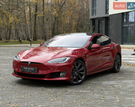 Красный Тесла Модель С, объемом двигателя 0 л и пробегом 120 тыс. км за 18900 $, фото 7 на Automoto.ua