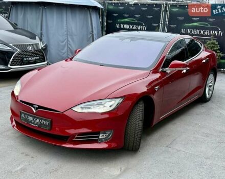 Красный Тесла Модель С, объемом двигателя 0 л и пробегом 79 тыс. км за 17900 $, фото 22 на Automoto.ua