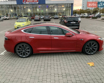 Красный Тесла Модель С, объемом двигателя 0 л и пробегом 103 тыс. км за 18000 $, фото 2 на Automoto.ua