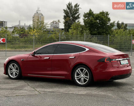 Красный Тесла Модель С, объемом двигателя 0 л и пробегом 78 тыс. км за 27000 $, фото 9 на Automoto.ua