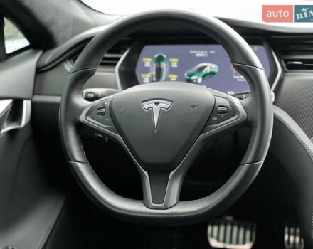 Красный Тесла Модель С, объемом двигателя 0 л и пробегом 78 тыс. км за 27000 $, фото 29 на Automoto.ua