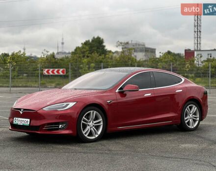 Красный Тесла Модель С, объемом двигателя 0 л и пробегом 78 тыс. км за 27000 $, фото 1 на Automoto.ua