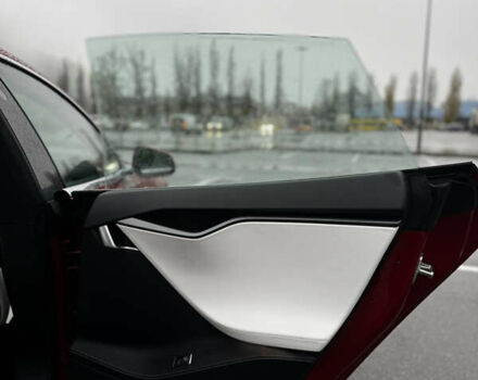 Червоний Тесла Модель С, об'ємом двигуна 0 л та пробігом 116 тис. км за 29999 $, фото 19 на Automoto.ua