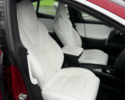 Червоний Тесла Модель С, об'ємом двигуна 0 л та пробігом 116 тис. км за 29999 $, фото 13 на Automoto.ua