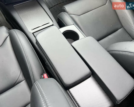 Красный Тесла Модель С, объемом двигателя 0 л и пробегом 78 тыс. км за 27000 $, фото 35 на Automoto.ua