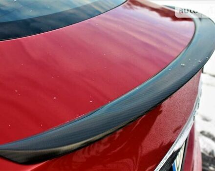 Красный Тесла Модель С, объемом двигателя 0 л и пробегом 27 тыс. км за 61500 $, фото 23 на Automoto.ua