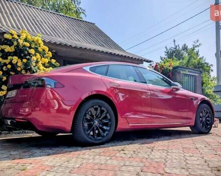 Красный Тесла Модель С, объемом двигателя 0 л и пробегом 150 тыс. км за 38999 $, фото 1 на Automoto.ua