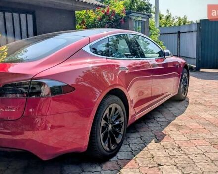 Красный Тесла Модель С, объемом двигателя 0 л и пробегом 150 тыс. км за 38999 $, фото 3 на Automoto.ua