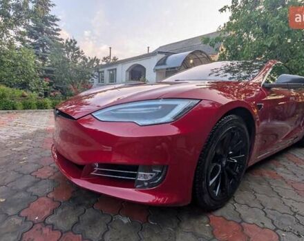 Красный Тесла Модель С, объемом двигателя 0 л и пробегом 150 тыс. км за 38999 $, фото 7 на Automoto.ua